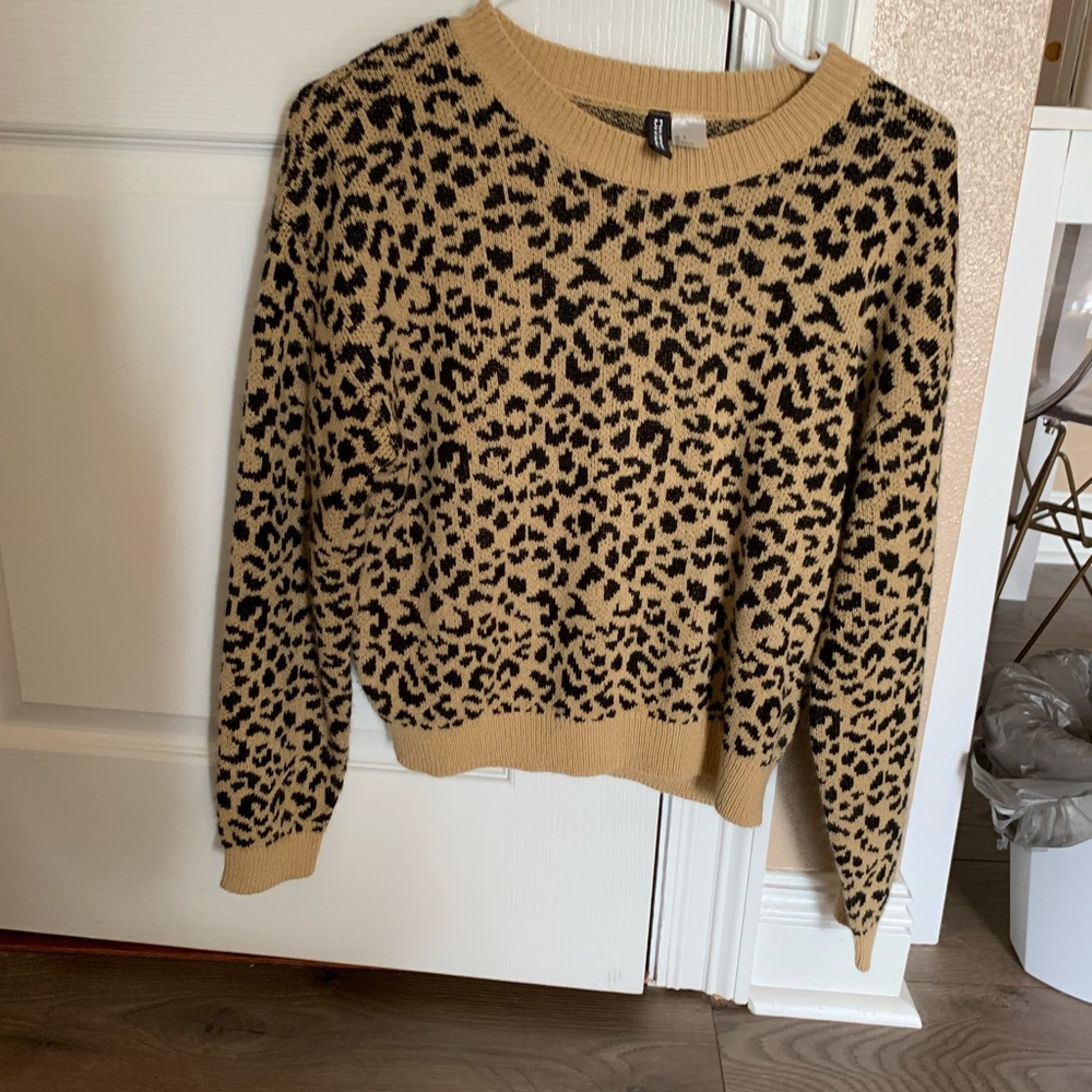Cheetah sweatshirt.
